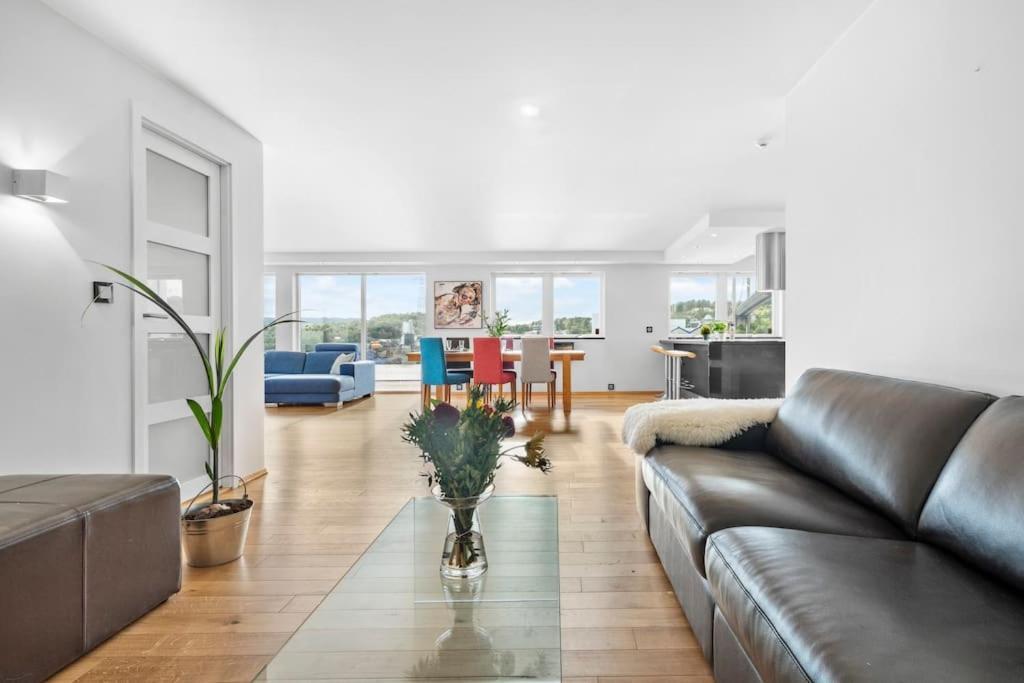 Ferienwohnung Penthouse Leilighet 200 Kvm Vakker Sjoutsikt. Bergen Exterior foto
